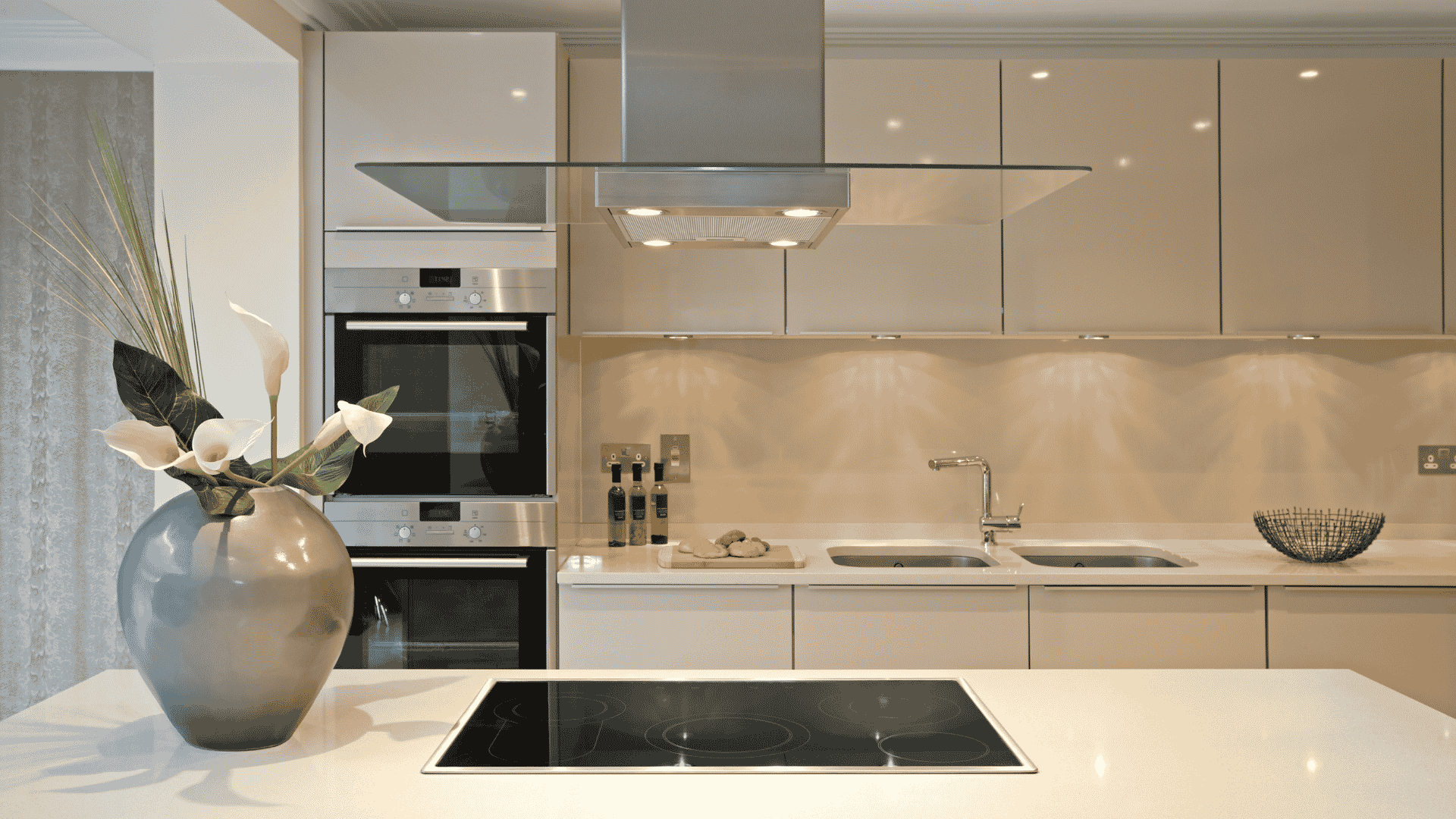 Modern kitchen remodeling design with updated cabinets, countertops, and appliances by Rapid Remodel